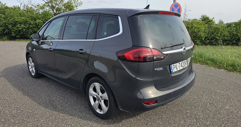 Opel Zafira cena 29900 przebieg: 127000, rok produkcji 2014 z Kalisz małe 301